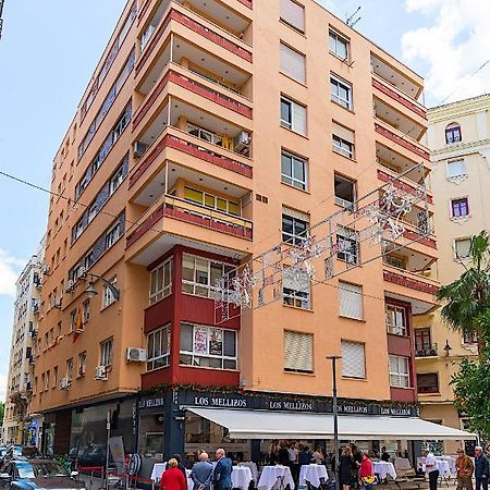 Rooms Young People Only, Soho Citycenter Малага Екстериор снимка
